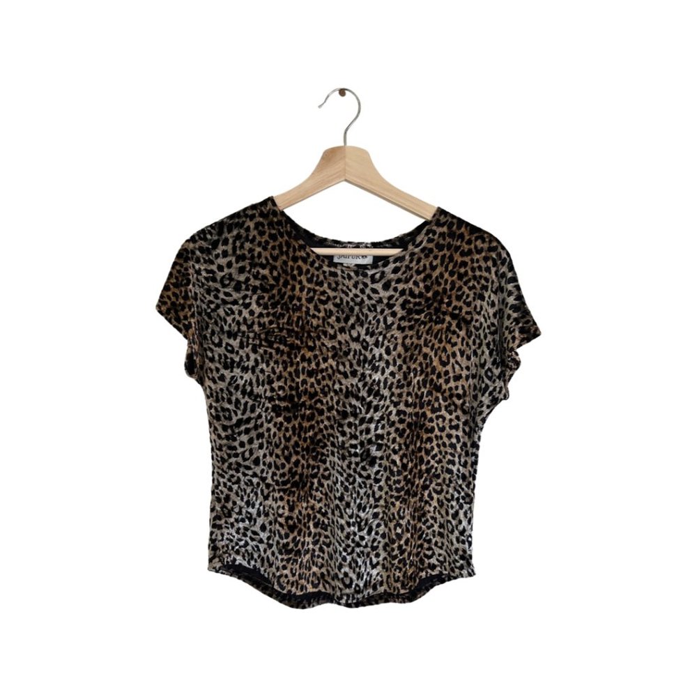 Thrifted Cheetah Print Velveteen Top, size large but fits like a small